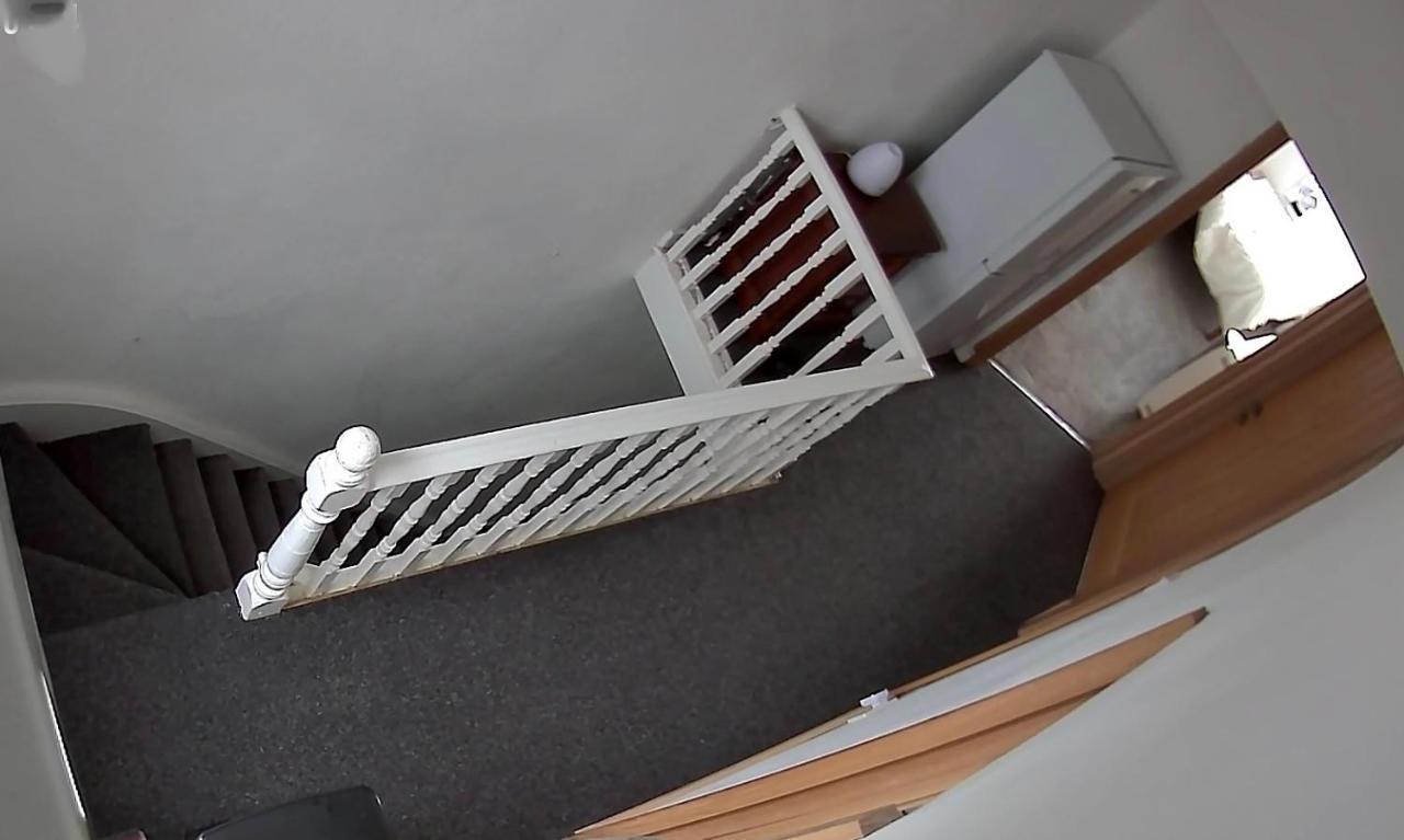 New Flat, Own Bathroom, Sitting Room & Large Bedroom - Walsall Bescot Exterior photo